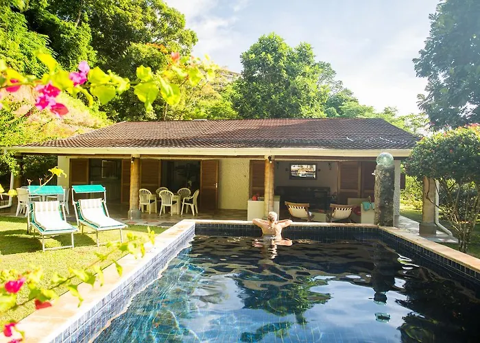 Cote Sud - Unique Villa & Bungalows Intendance Road *