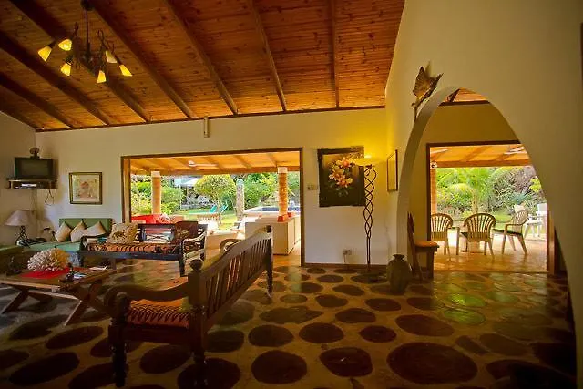 Cote Sud - Unique Villa & Bungalows Intendance Road Вилла Такамака